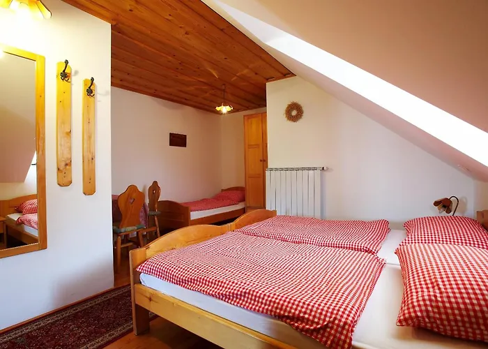 Tourist Farm Firbas فندق مبيت وإفطار *